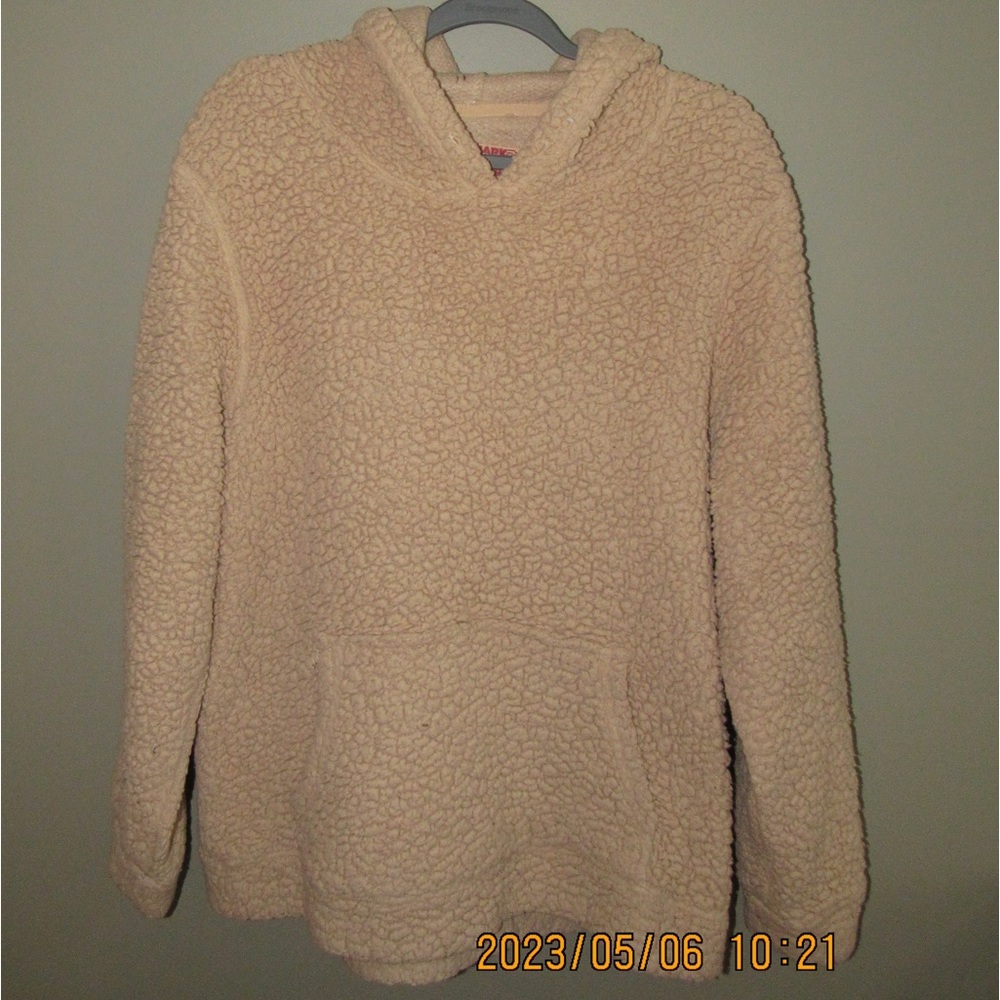 beige hoodie- long and oversized